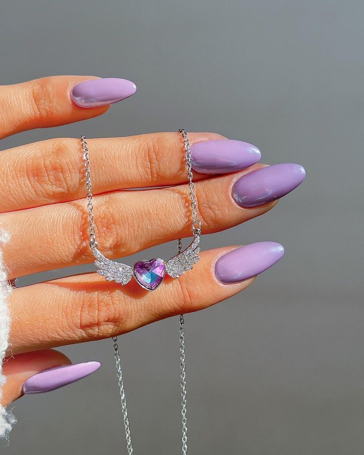 سلسلة القلب المجنح ✨💜 قطعة ناعمة ورقيقة بتفاصيل حالمة