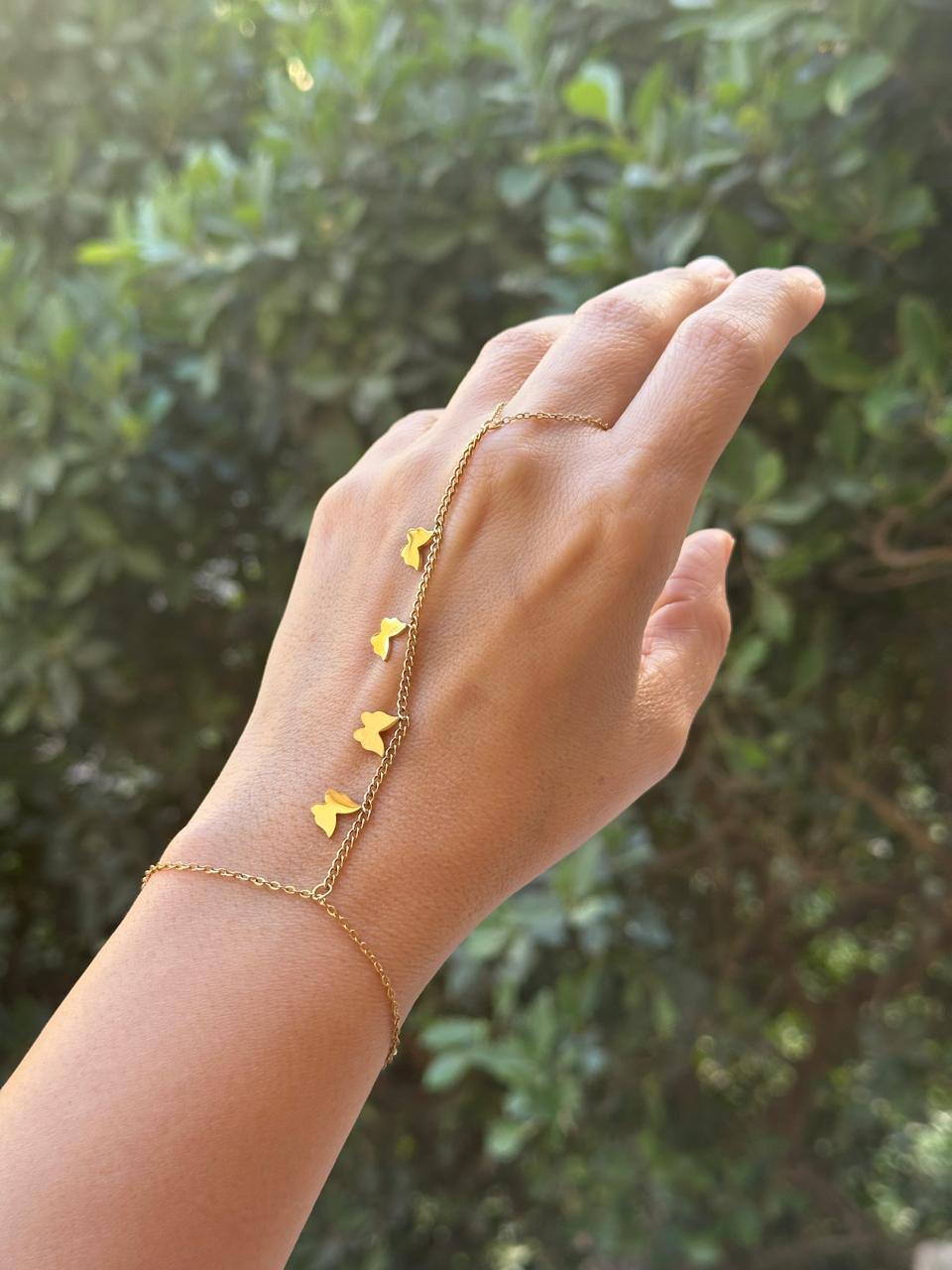 Hand chain 💕💕💕💕 التريند 💕💕 استانلس بيور  💓Mgr